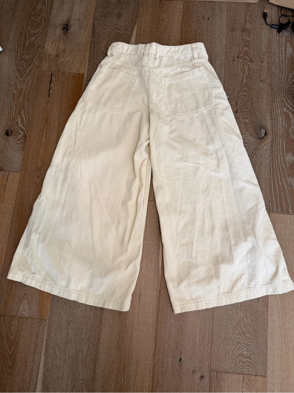 BDG Urban Outfitters Cream Corduroy Wide Leg Baggy Pants Womens 10 Cool Girl
